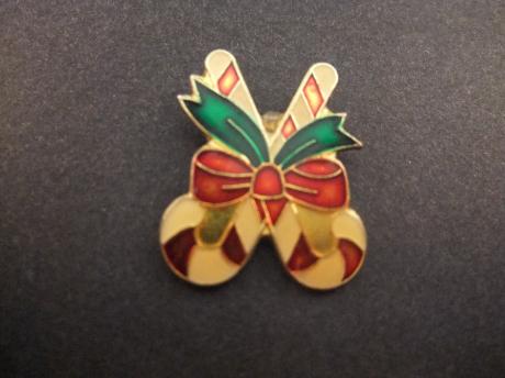 Kerstdecoratie met rood groene strik